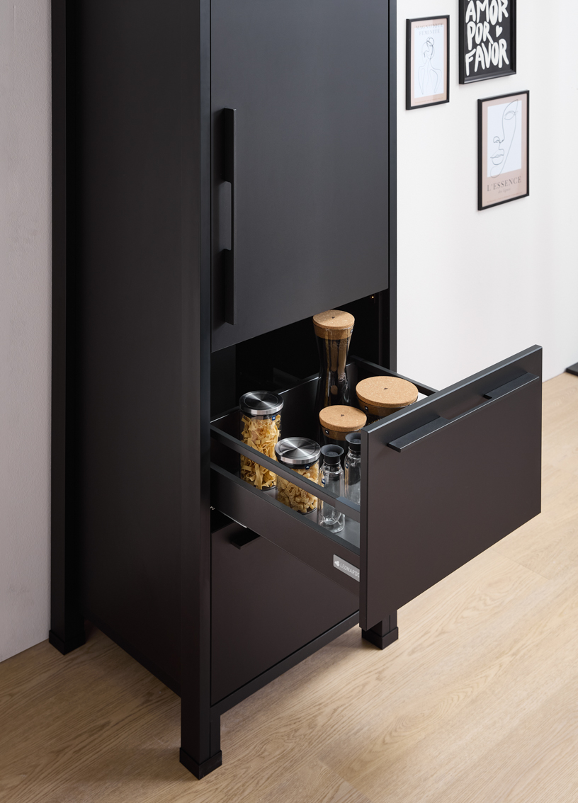 Hochschrank-Detail 1